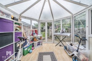 Photo 16- click for photo gallery